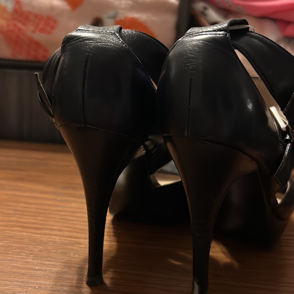 Sexy Guess size 6M platform sandal - Picture 5 of 9